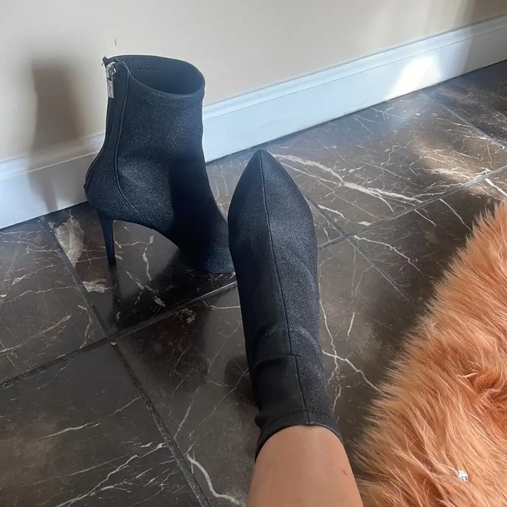 Jewel Badgley Mischka Stiletto Ankle Booties Size 7 Black